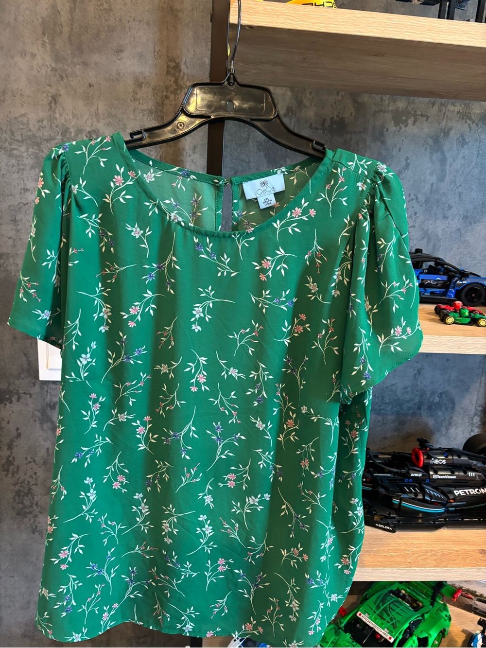 CeCe Green Floral Short Sleeve Blouse with Pink Accents
